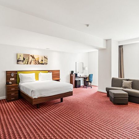 Hampton by Hilton Cluj-Napoca Hotel Exterior foto