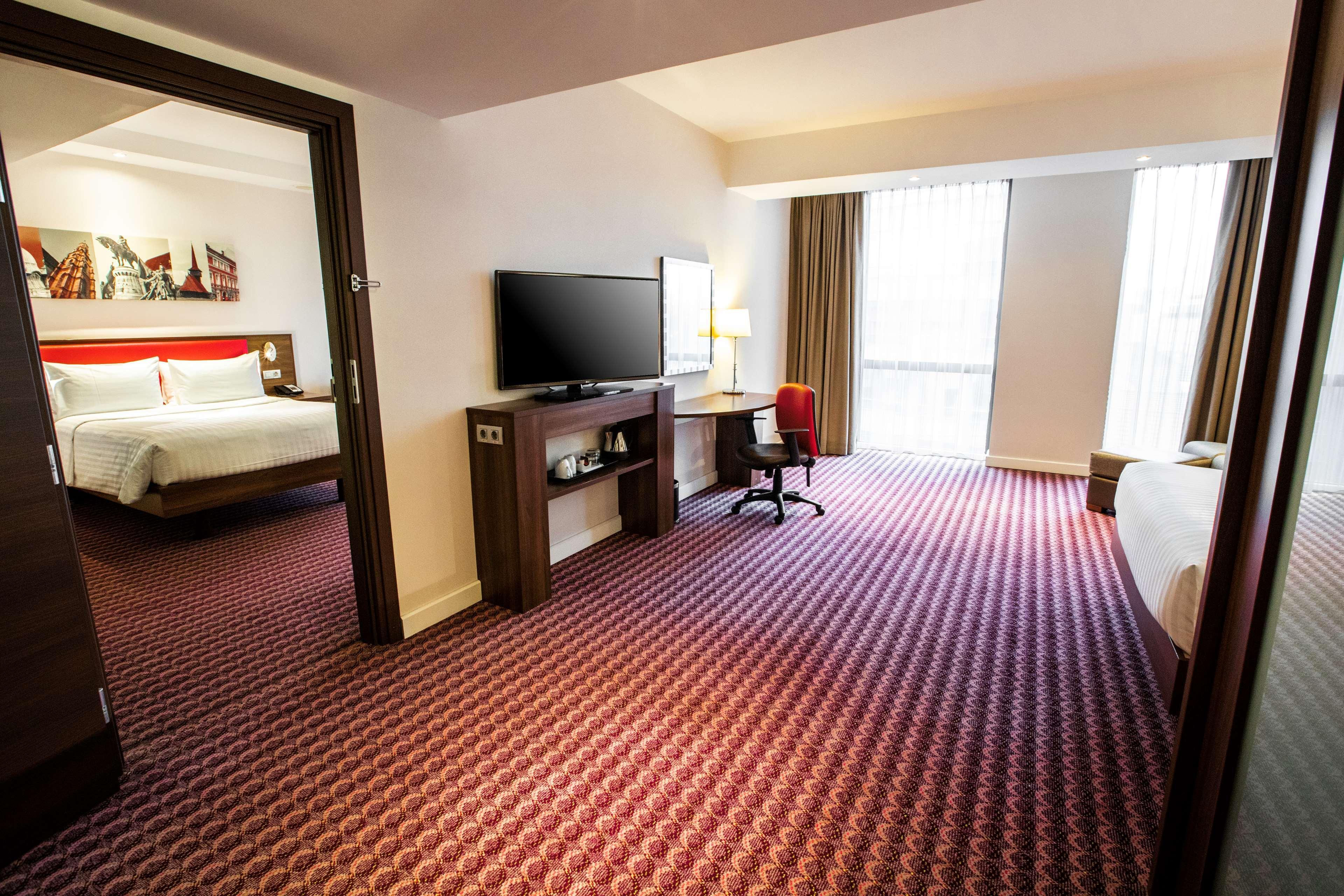 Hampton by Hilton Cluj-Napoca Hotel Exterior foto