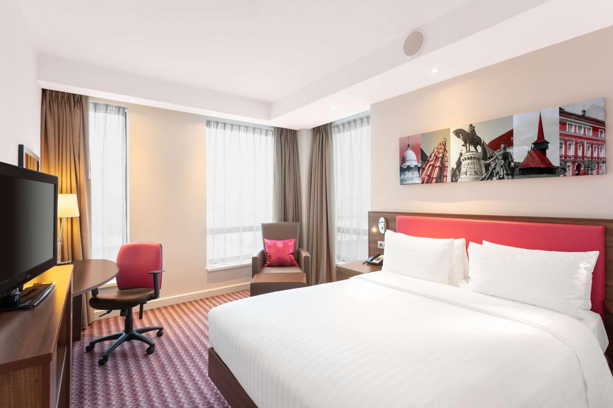 Hampton by Hilton Cluj-Napoca Hotel Exterior foto