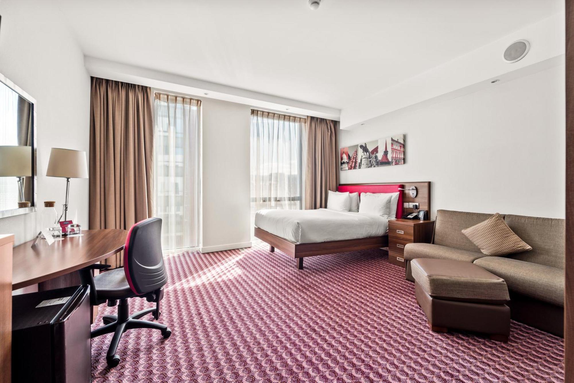 Hampton by Hilton Cluj-Napoca Hotel Exterior foto