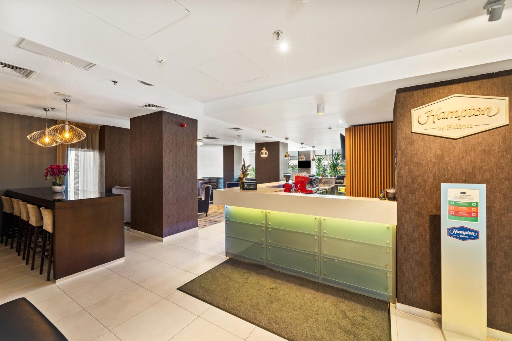 Hampton by Hilton Cluj-Napoca Hotel Exterior foto
